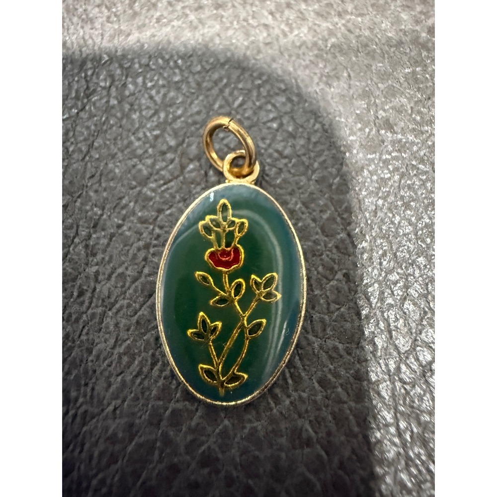 Vintage Oval Green Enamel Floral Pendant Gold Tone Red Rose Flower Charm